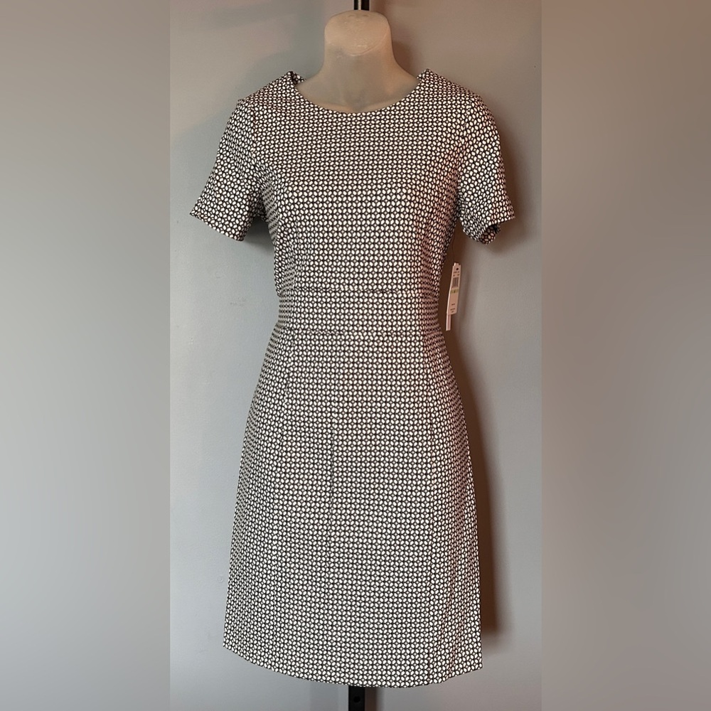 Amanda & Chelsea missi stretch Dress size 4 Black White color